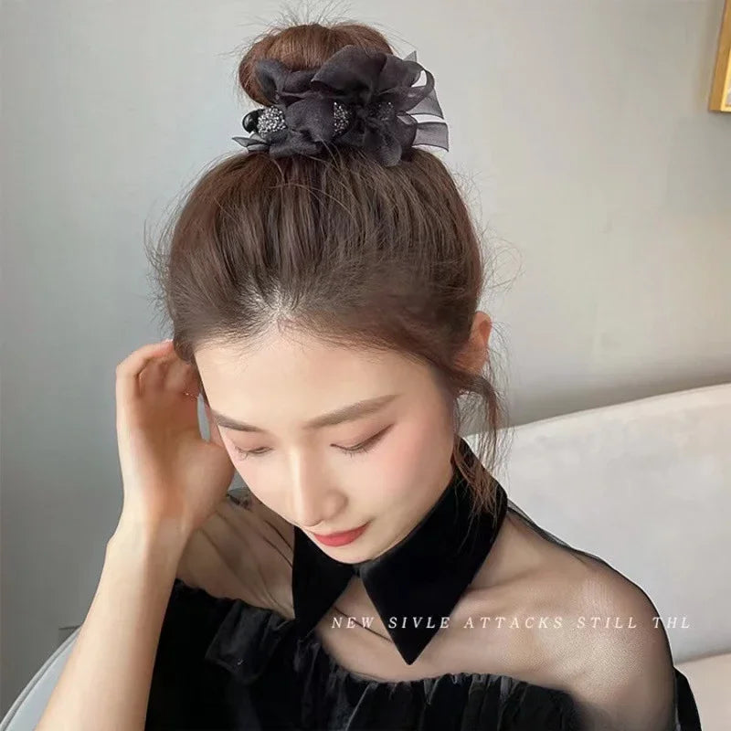 Rhinestone Flower Hair Claw Clip – Elegant Ponytail Accessory